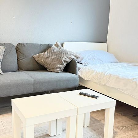 Apartments Im Herzen Von Neumuenster Innenstadt & Hbf Fusslaeufig, Mit Privatparkplatz Eksteriør bilde
