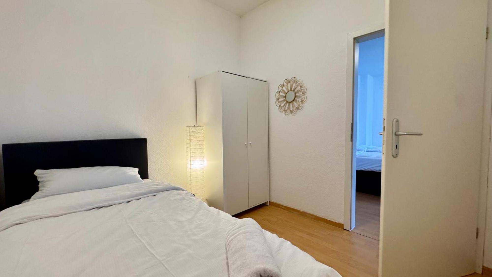 Apartments Im Herzen Von Neumuenster Innenstadt & Hbf Fusslaeufig, Mit Privatparkplatz Eksteriør bilde