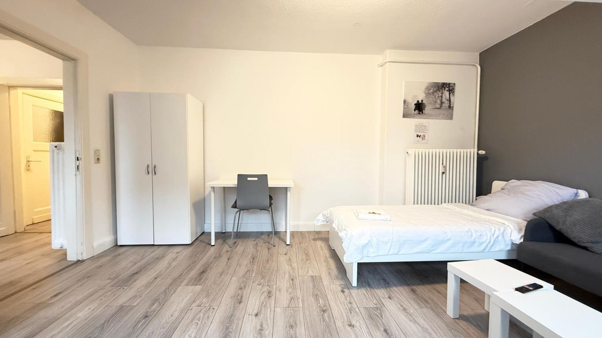 Apartments Im Herzen Von Neumuenster Innenstadt & Hbf Fusslaeufig, Mit Privatparkplatz Eksteriør bilde